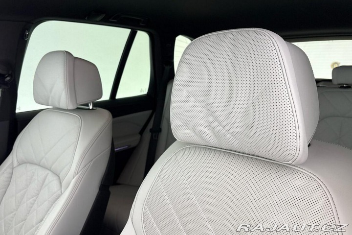 BMW X5 xDrive50e 2024