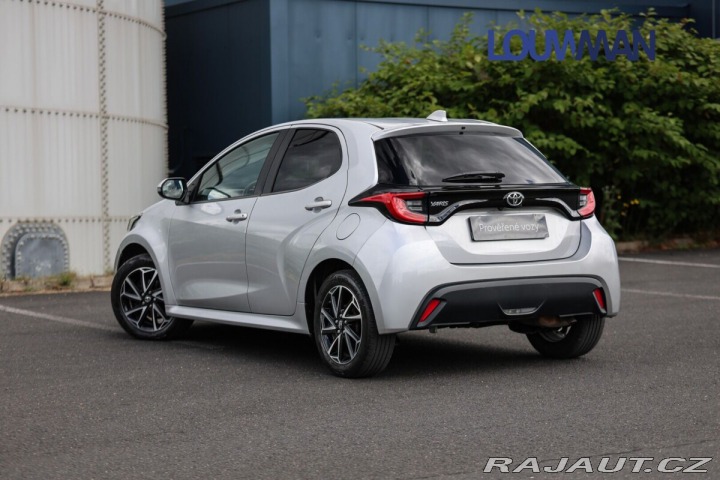 Toyota Yaris COMFORT STYLE TECH 2021