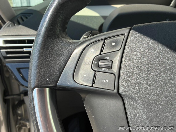 Citroën C4 Picasso 1.6HDi,88KW,MASÁŽ, BLIS, 2017