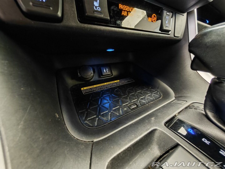 Toyota RAV4 2.5 Hybrid Selection 4WD 2019