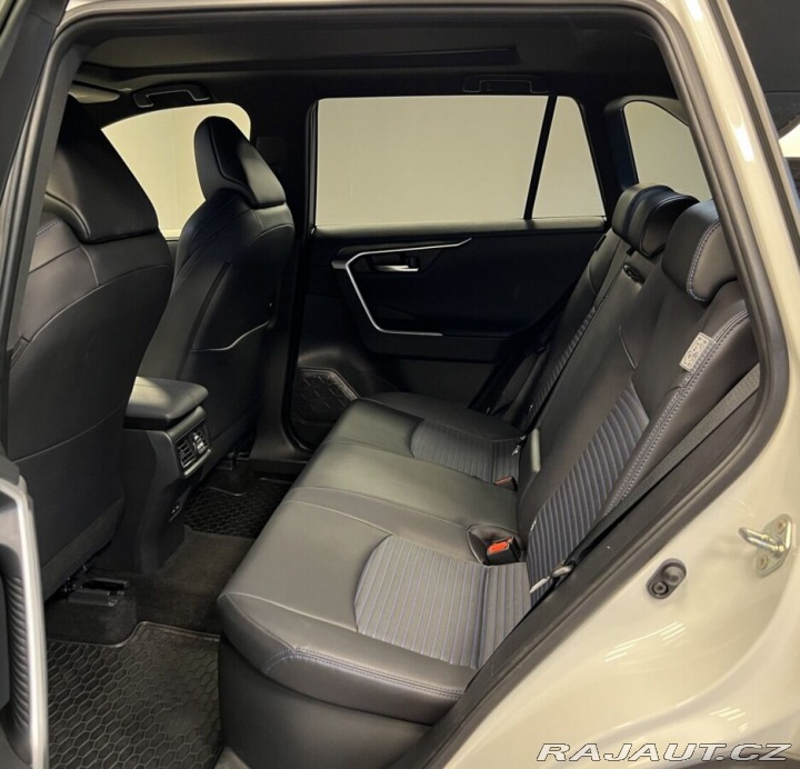 Toyota RAV4 2.5 Hybrid AT SELECTION S 2024