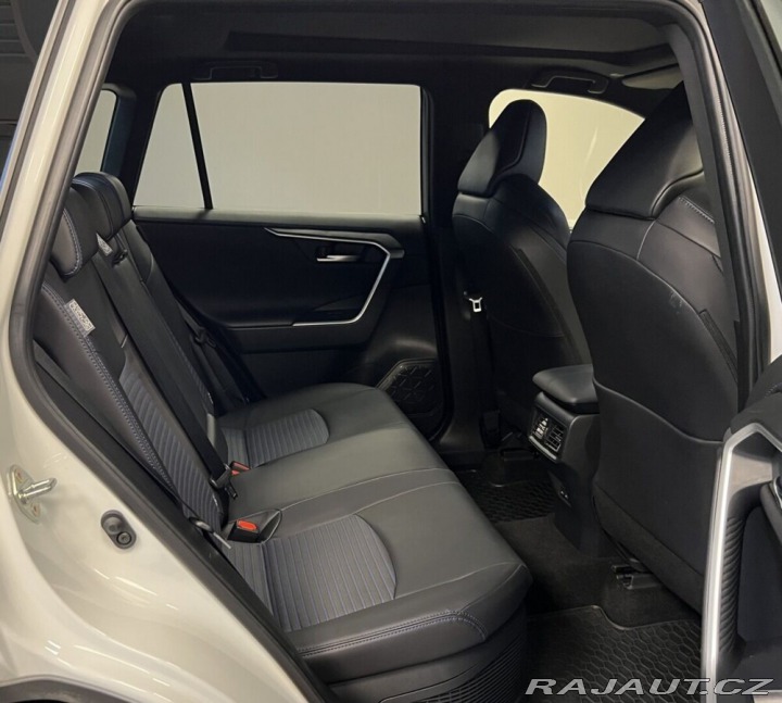 Toyota RAV4 2.5 Hybrid AT AWD SELECTI 2024