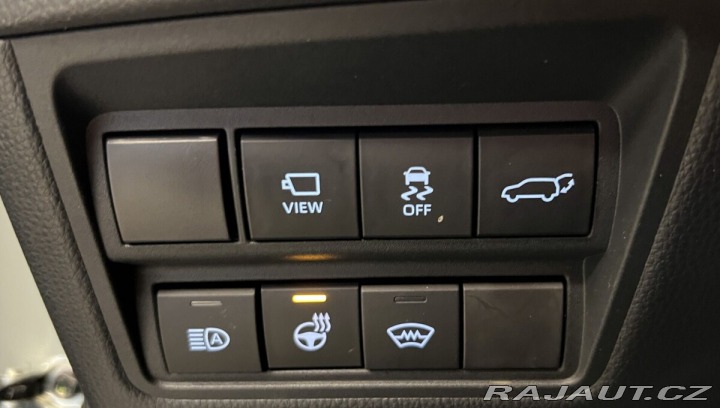 Toyota Yaris Cross 1,5 Hybrid AT AWD Premier 2025