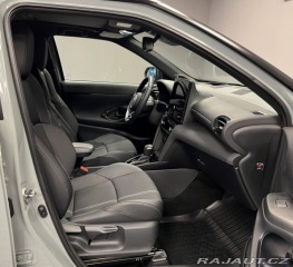 Toyota Yaris Cross 1,5 Hybrid AT AWD Premier 2025
