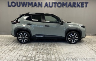 Toyota Yaris Cross 1,5 Hybrid AT AWD Premier 2025
