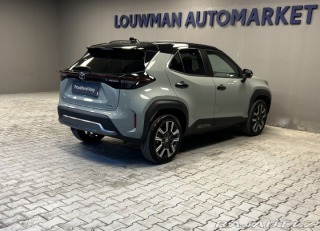 Toyota Yaris Cross 1,5 Hybrid AT AWD Premier 2025