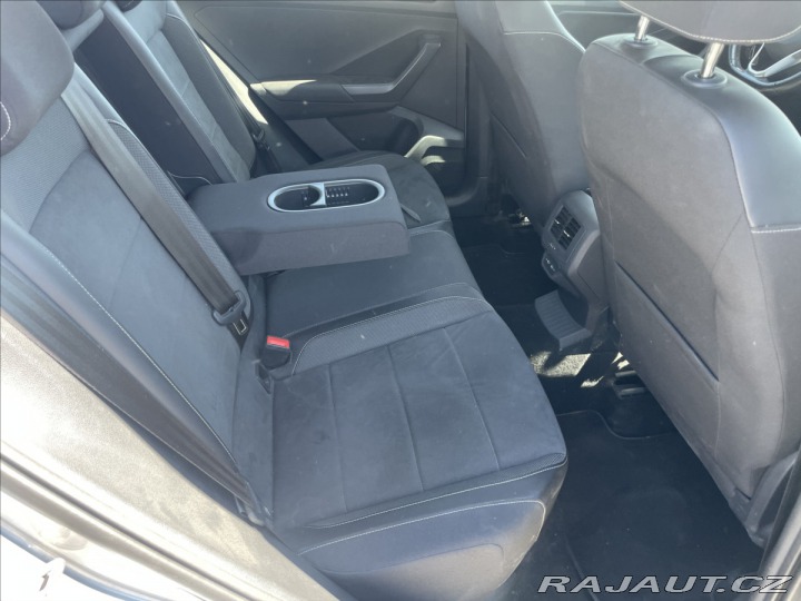 Volkswagen T-Roc 2,0 TDi 110kw DSG R-Line 2023