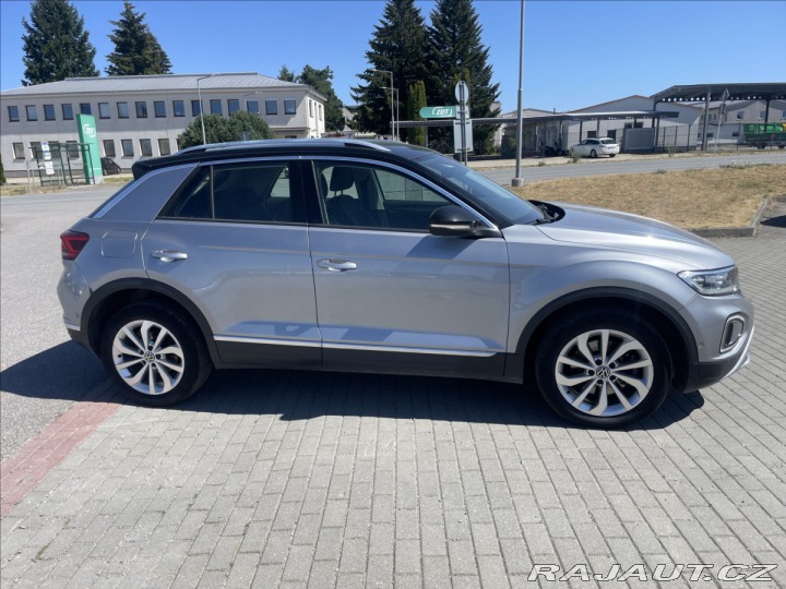 Volkswagen T-Roc 2,0 TDi 110kw DSG R-Line 2023
