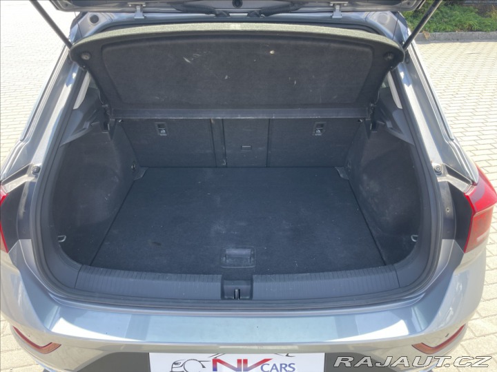 Volkswagen T-Roc 2,0 TDi 110kw DSG R-Line 2023