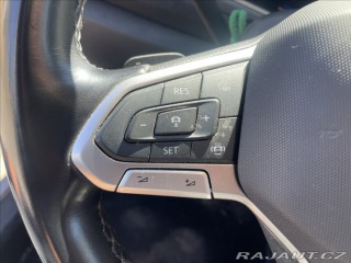 Volkswagen T-Roc 2,0 TDi 110kw DSG R-Line 2023