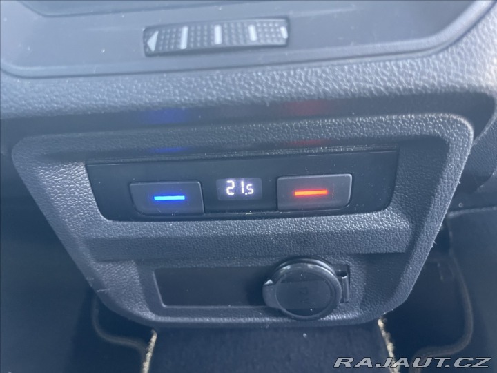 Volkswagen Tiguan 2,0 TDi 110kw DSG R-Line 2021