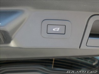 Land Rover Range Rover Velar 3,0 D300 Dynam HSE,1maj,Č 2024