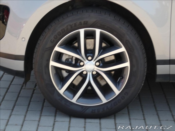 Land Rover Range Rover Evoque 2,0 D165 S,1maj,ČR,5let z 2025
