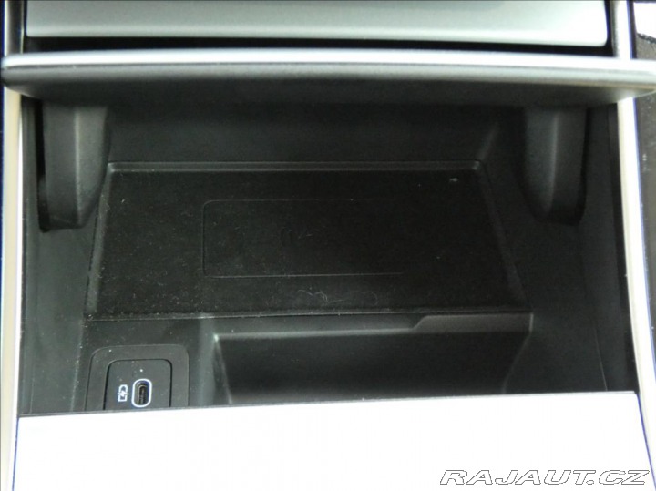 Land Rover Range Rover Evoque 2,0 D165 S,1maj,ČR,5let z 2025