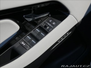 Land Rover Range Rover Evoque 2,0 D165 S,1maj,ČR,5let z 2025