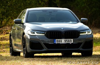 BMW 5 540xD M-Sport|2x sada kol 2021