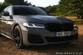 BMW 5 540xD M-Sport|2x sada kol 2021