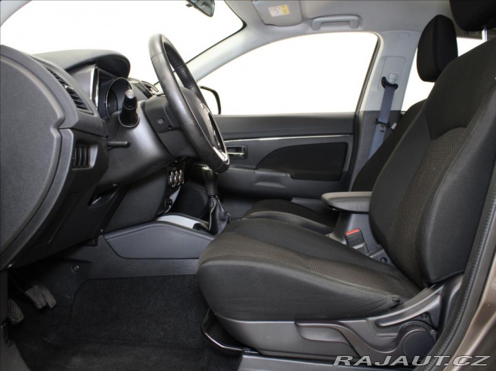 Mitsubishi ASX 1,6 Mivec 86kW Invite+ 49 2018