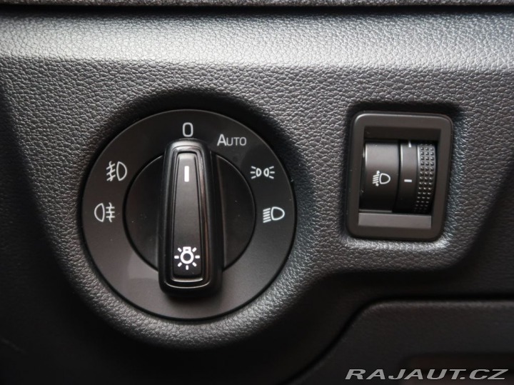 Škoda Kamiq 1.0,TSI,85kW,Selection,CZ 2024