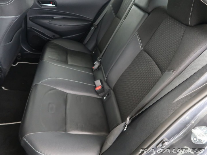 Toyota Corolla 1.8,Hybrid,Executive,e-CV 2024