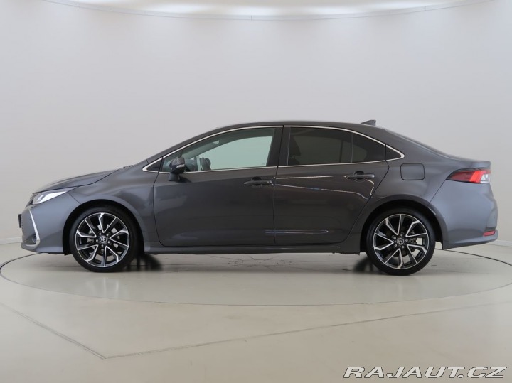 Toyota Corolla 1.8,Hybrid,Executive,e-CV 2024