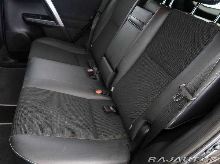Toyota RAV4 2.5,Hybrid,114 kW,Executi 2018