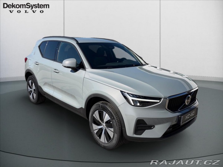Volvo XC40 2,0 XC40 B3 Core 8413 2026