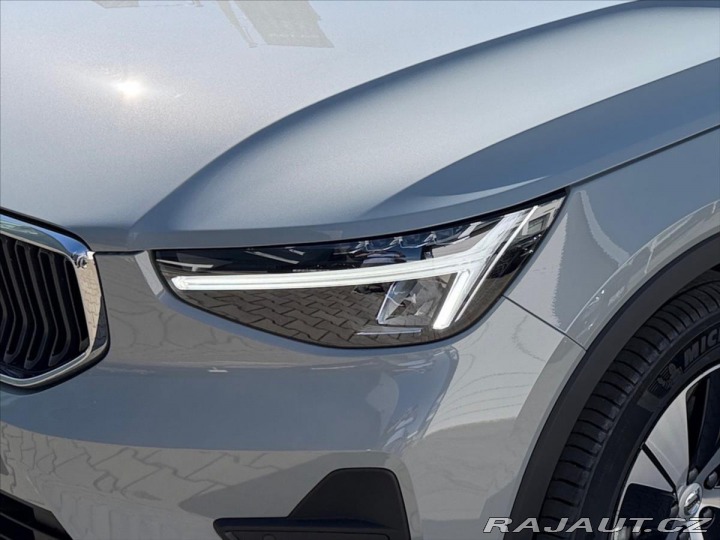 Volvo XC40 2,0 XC40 B3 Core 8413 2026