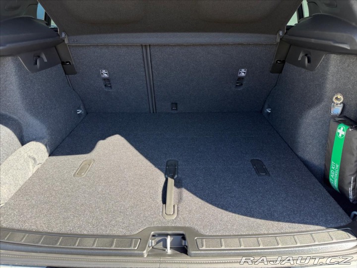 Volvo XC40 2,0 XC40 B3 Core 8438 2026