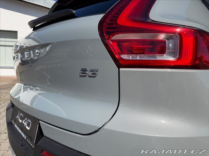 Volvo XC40 2,0 XC40 B3 Core 8438 2026