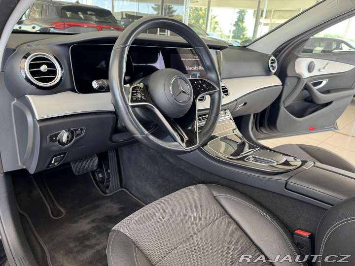 Mercedes-Benz E 300de 4MATIC*Webasto*Pano 2022