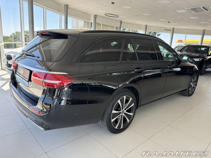 Mercedes-Benz E 300de 4MATIC*Webasto*Pano 2022