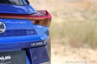 Lexus Ostatní modely UX 300h 300H 2,0 HEV F SPORT DESI 2025