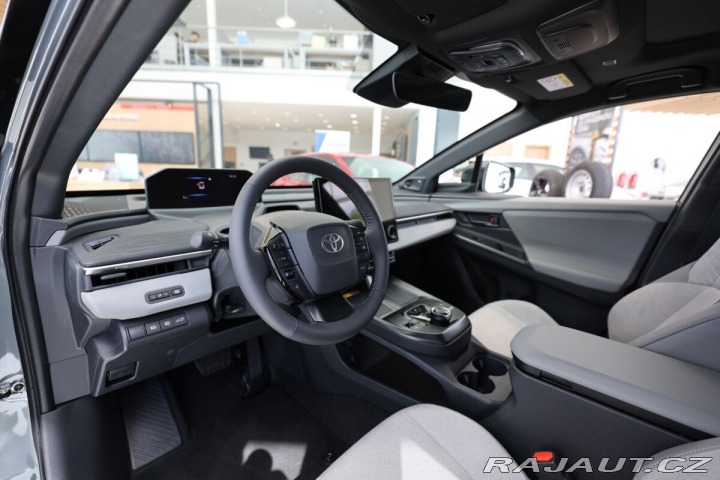 Toyota C-HR EXECUTIVE VIP světlý inte 1800