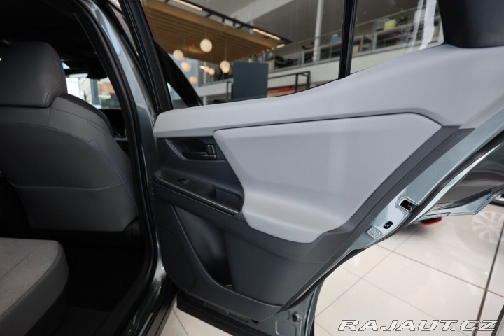Toyota C-HR EXECUTIVE VIP světlý inte 1800
