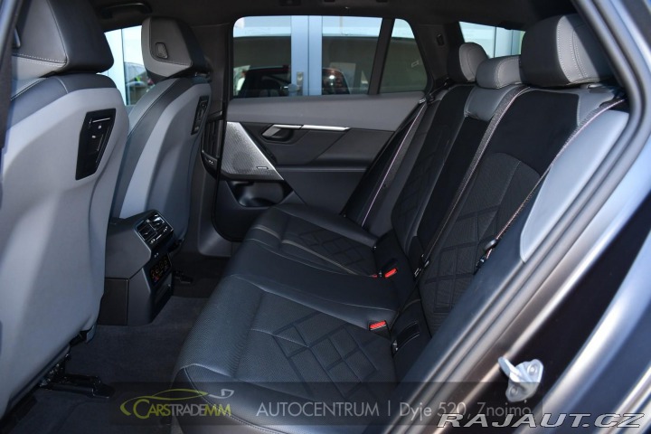 BMW 5 520d xDrive MSPORT 3LZÁRU 2025