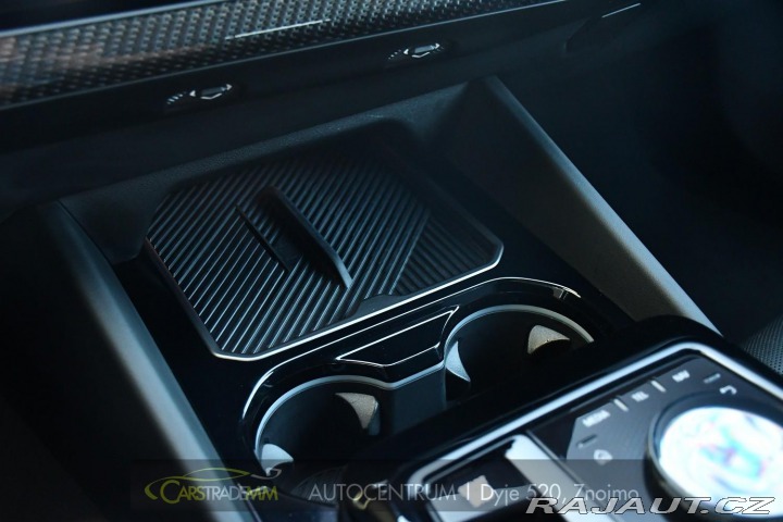BMW 5 520d xDrive MSPORT 3LZÁRU 2025