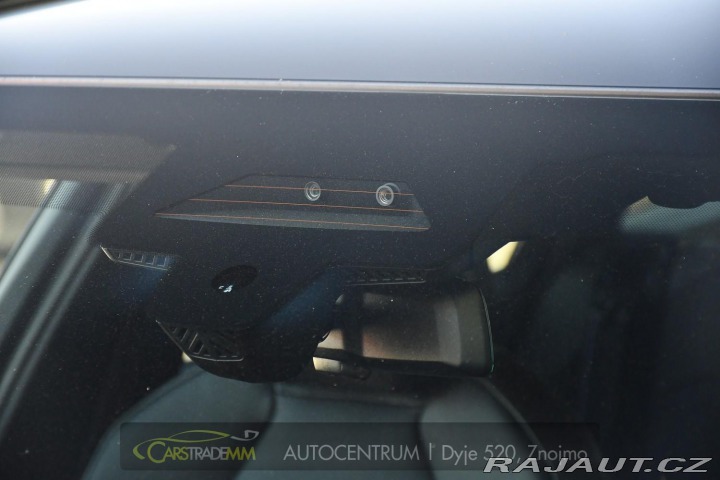 BMW 5 520d xDrive MSPORT 3LZÁRU 2025