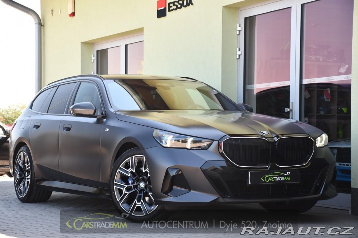 BMW 5 520d xDrive MSPORT 3LZÁRU 2025