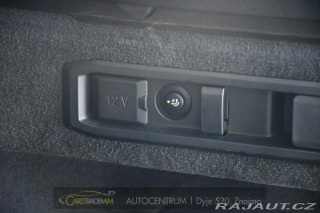 BMW 5 520d xDrive MSPORT 3LZÁRU 2025