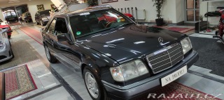 Mercedes-Benz 124 320 kupé
