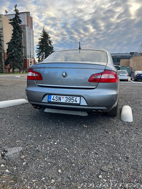 Škoda Superb 3.6 V6 2009