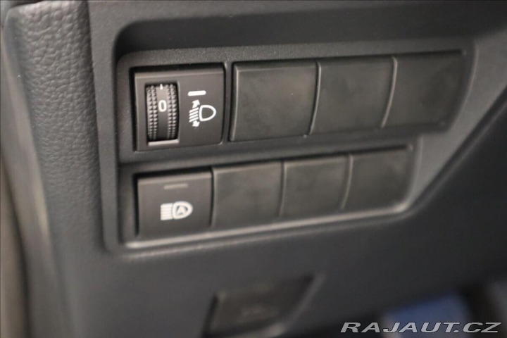Toyota Yaris 1,5 HYBRID 2022