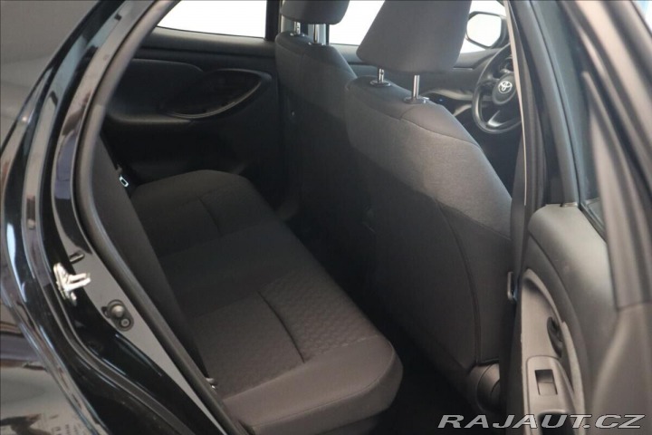 Toyota Yaris 1,5 HYBRID 2022