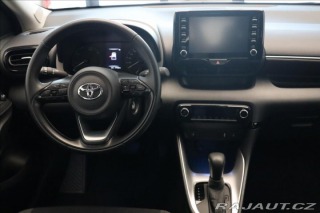Toyota Yaris 1,5 HYBRID 2022