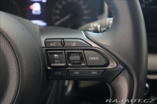 Toyota Yaris 1,5 HYBRID 2022