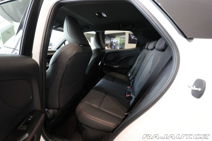 Lexus Ostatní modely LBX 1.5L HEV EMOTION TECH 1800