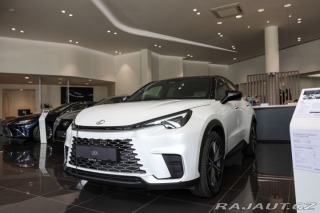 Lexus Ostatní modely LBX 1.5L HEV EMOTION TECH 1800