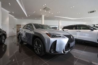 Lexus  UX 300h 300h 2.0L HEV F SPORT DES
