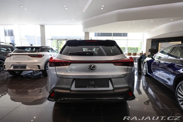 Lexus Ostatní modely UX 300h 300h 2.0L HEV F SPORT DES 1800